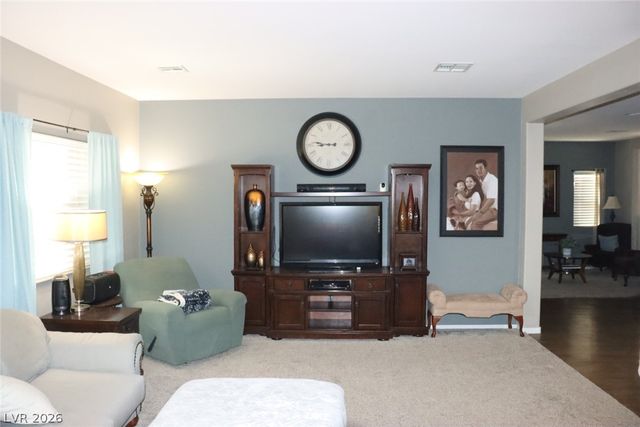 1517 Eagles Pass Avenue, North Las Vegas, NV 89084
