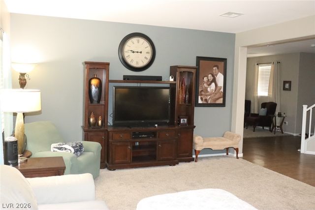 1517 Eagles Pass Avenue, North Las Vegas, NV 89084