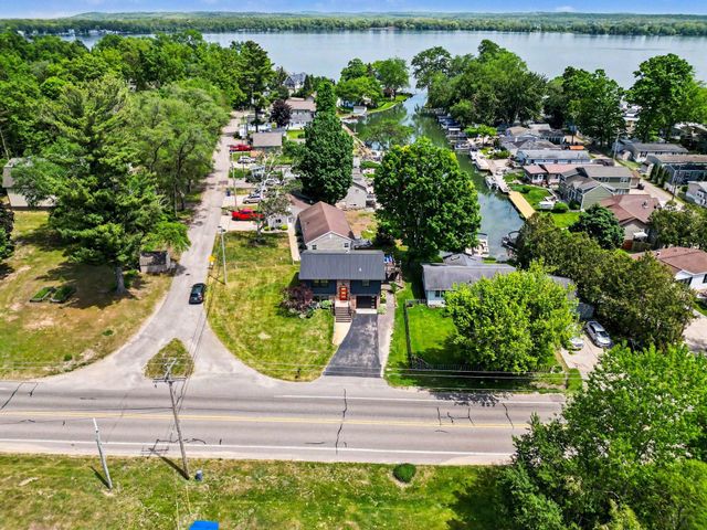 2865 S Patterson Road, Yankee Springs Twp, MI 49348
