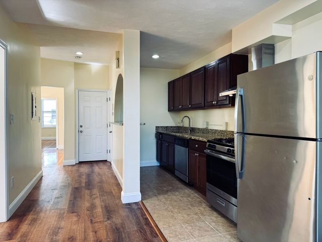 189 Chestnut St 2, Chelsea, MA 02150