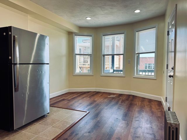 189 Chestnut St 2, Chelsea, MA 02150