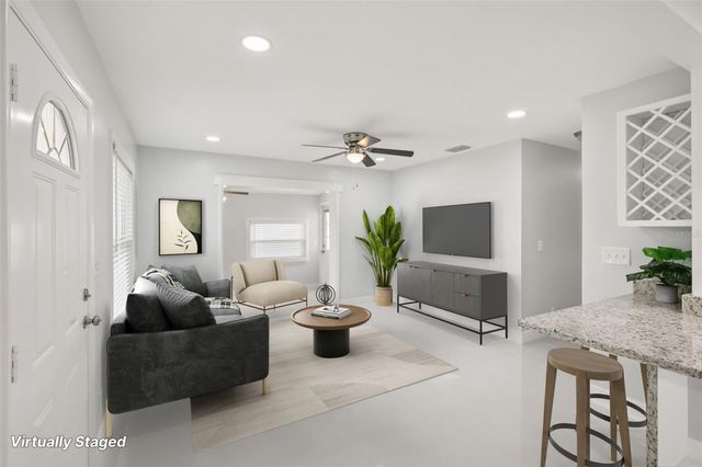 10120 ALAMBRA AVENUE, Tampa, FL 33619