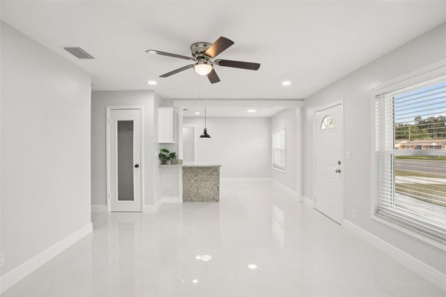 10120 ALAMBRA AVENUE, Tampa, FL 33619