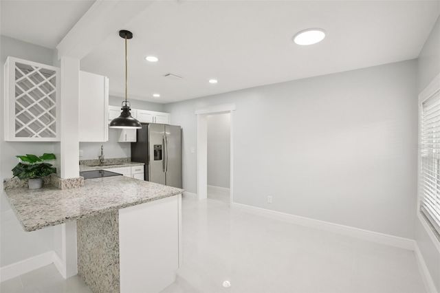 10120 ALAMBRA AVENUE, Tampa, FL 33619