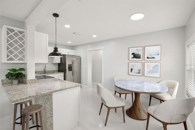 10120 ALAMBRA AVENUE, Tampa, FL 33619