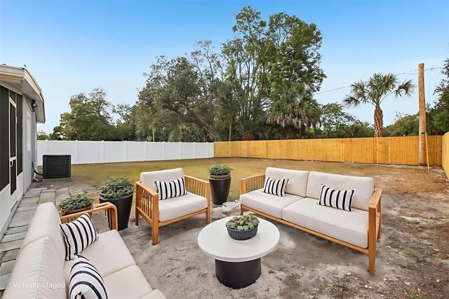 10120 ALAMBRA AVENUE, Tampa, FL 33619