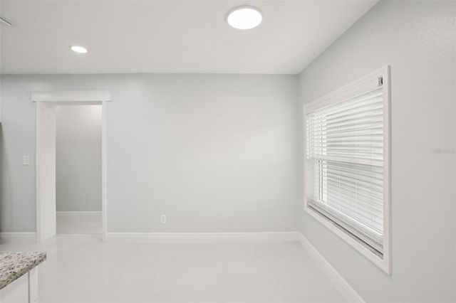 10120 ALAMBRA AVENUE, Tampa, FL 33619