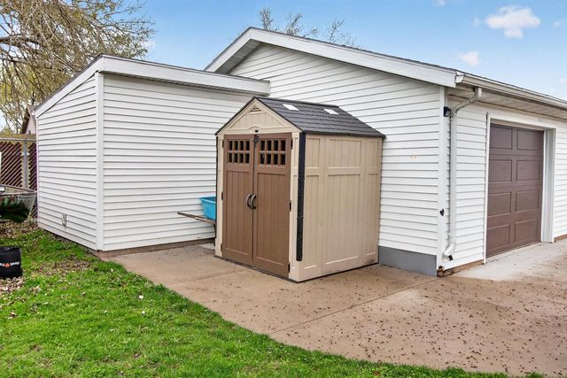 217 GERTRUDE STREET, Kaukauna, WI 54130