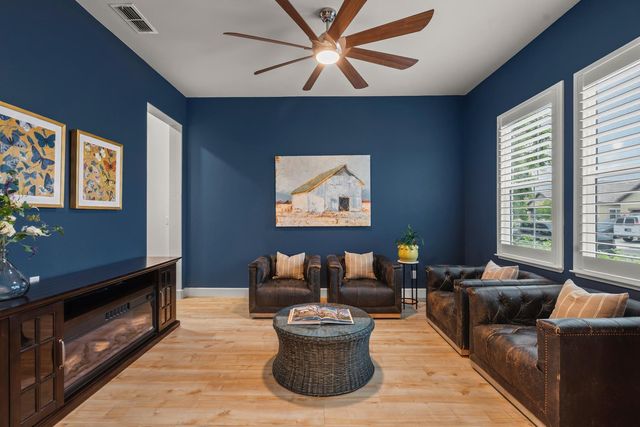 9732 Sword Dancer Dr, Roseville, CA 95747