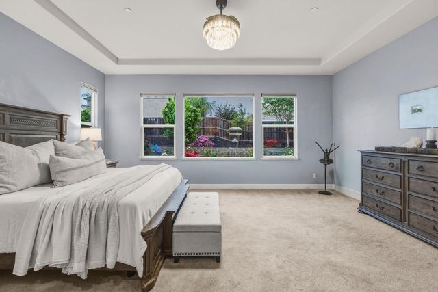 9732 Sword Dancer Dr, Roseville, CA 95747