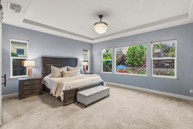 9732 Sword Dancer Dr, Roseville, CA 95747