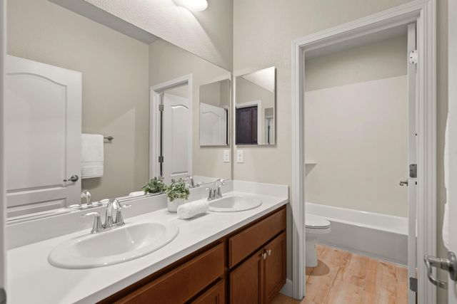 9732 Sword Dancer Dr, Roseville, CA 95747