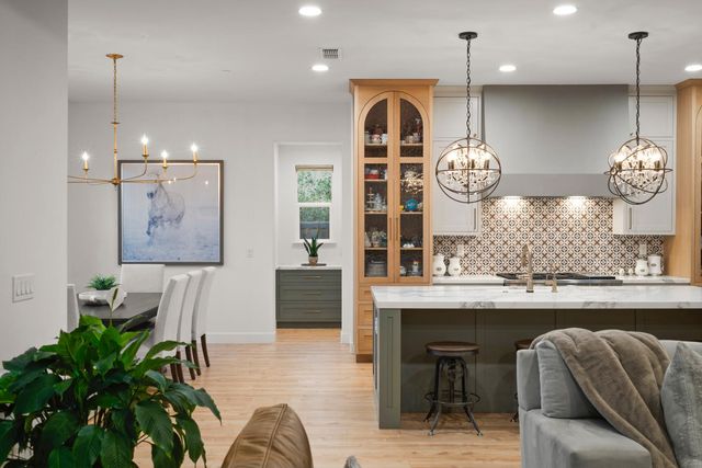 9732 Sword Dancer Dr, Roseville, CA 95747