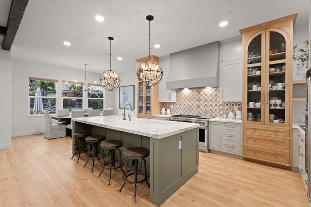 9732 Sword Dancer Dr, Roseville, CA 95747