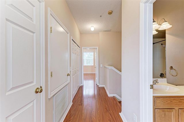 3931 YELLOWSTONE CIRCLE, Sarasota, FL 34233