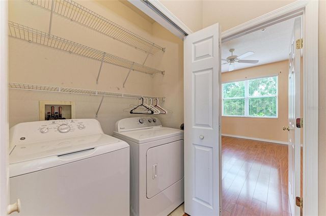 3931 YELLOWSTONE CIRCLE, Sarasota, FL 34233