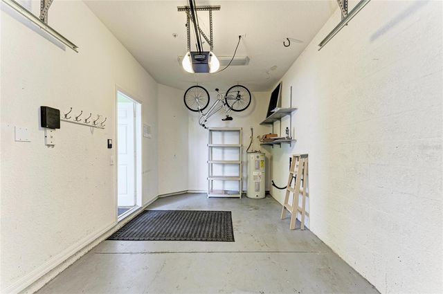 3931 YELLOWSTONE CIRCLE, Sarasota, FL 34233