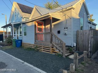 809 Russell Alley, Wilmington, NC 28401