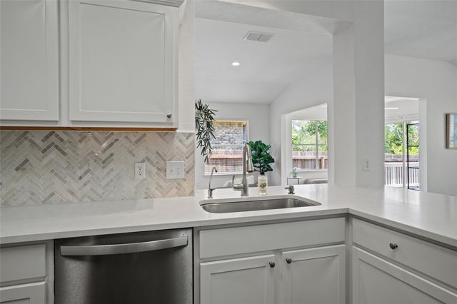 3207 Silkgrass BND, Austin, TX 78748