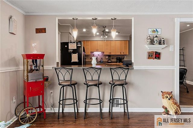 15 Drexel Terrace, Monroe, NJ 08831