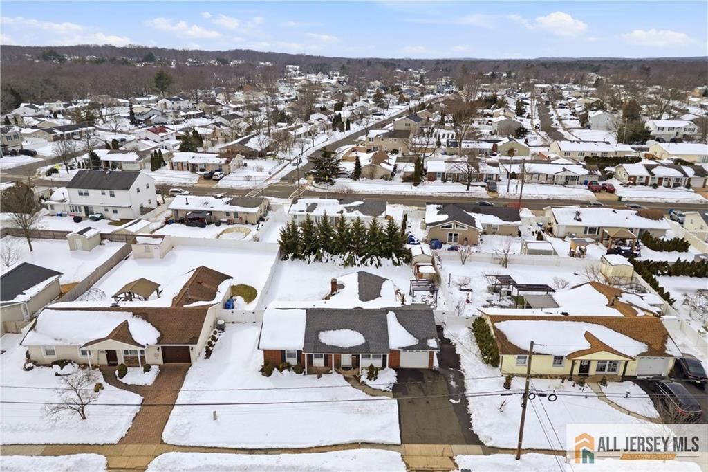 15 Drexel Terrace, Monroe, NJ 08831