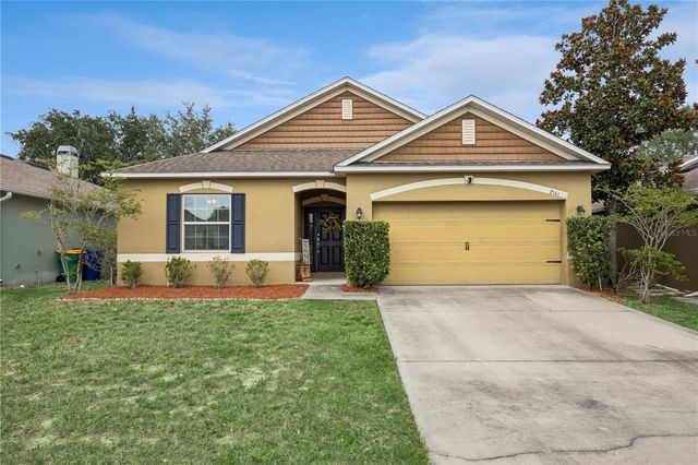 2541 MARTINS RUN, Tavares, FL 32778