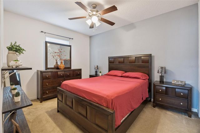 2541 MARTINS RUN, Tavares, FL 32778