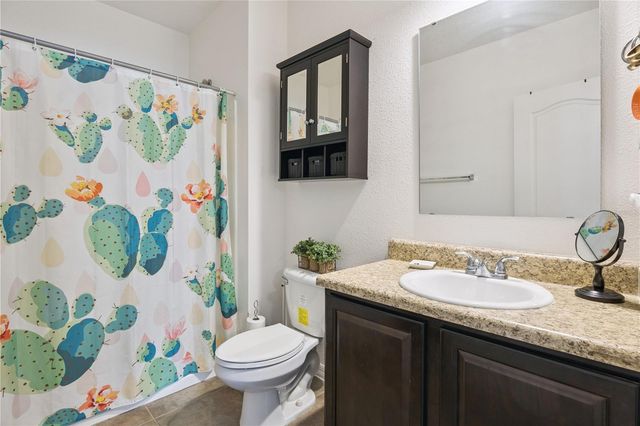 2541 MARTINS RUN, Tavares, FL 32778