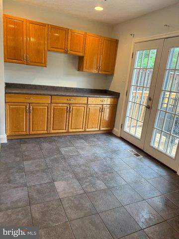 7431 SHADY GLEN TER, Capitol Heights, MD 20743