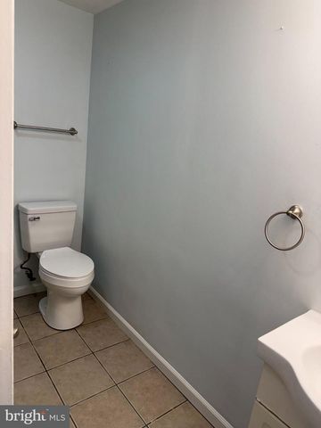 7431 SHADY GLEN TER, Capitol Heights, MD 20743