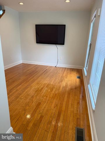 7431 SHADY GLEN TER, Capitol Heights, MD 20743