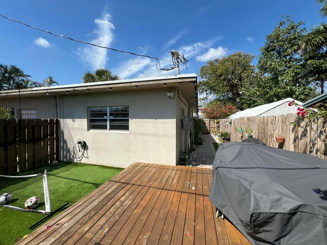 1130 NE 3rd Avenue, Fort Lauderdale, FL 33304