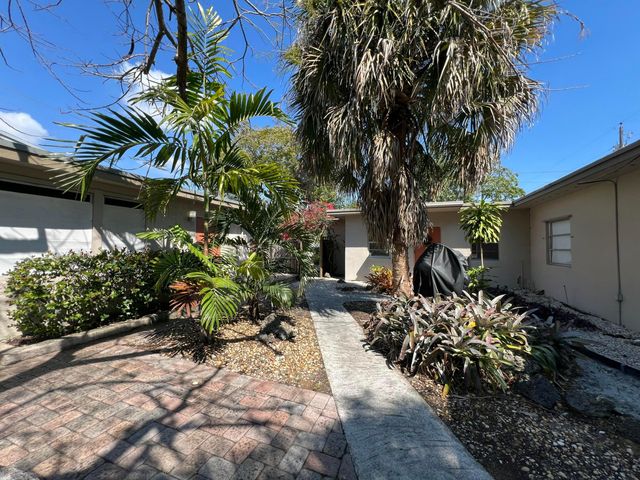 1130 NE 3rd Avenue, Fort Lauderdale, FL 33304