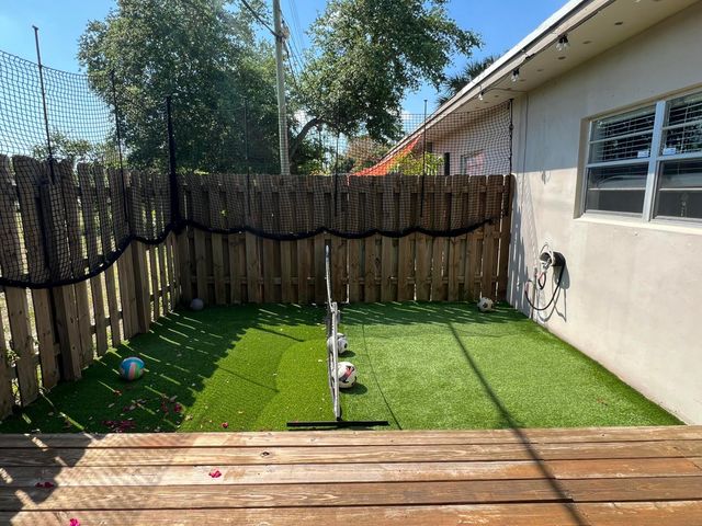 1130 NE 3rd Avenue, Fort Lauderdale, FL 33304