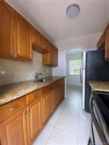 1130 NE 3rd Avenue, Fort Lauderdale, FL 33304