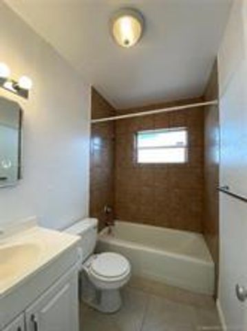 1130 NE 3rd Avenue, Fort Lauderdale, FL 33304