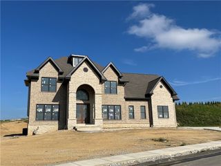 109 Victor St, Peters Twp, PA 15367