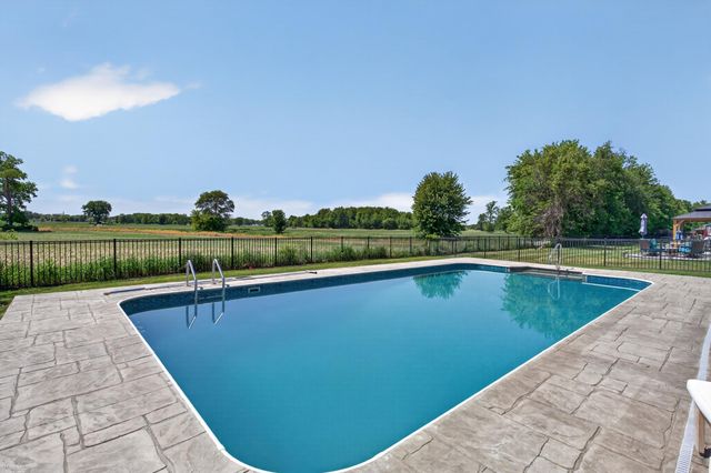 51491 Water Mark Drive, Macomb Twp, MI 48042