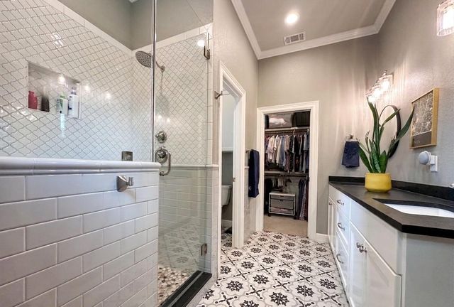 3006 Stardust DR, Austin, TX 78757