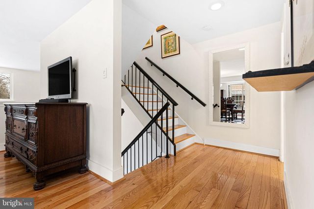 318 KINGS CROFT, Cherry Hill, NJ 08034