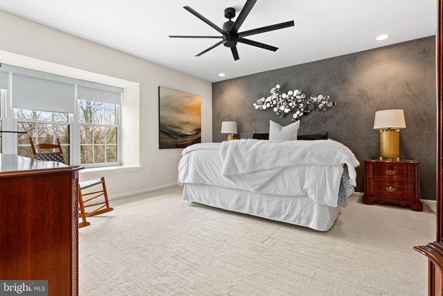 318 KINGS CROFT, Cherry Hill, NJ 08034