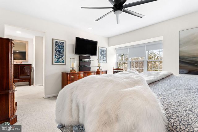 318 KINGS CROFT, Cherry Hill, NJ 08034