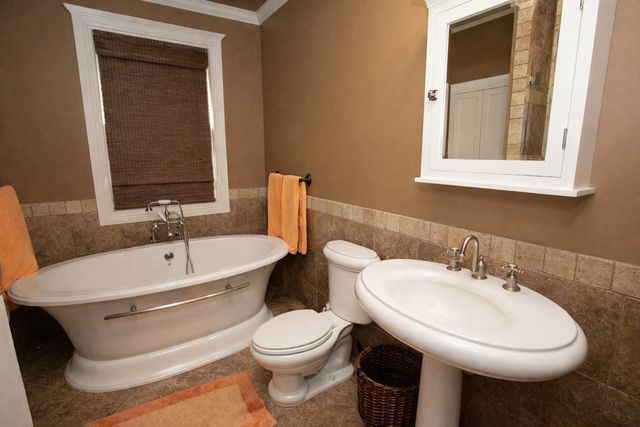 816 Plum Street, Graham, TX 76450