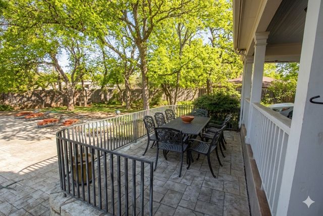 816 Plum Street, Graham, TX 76450