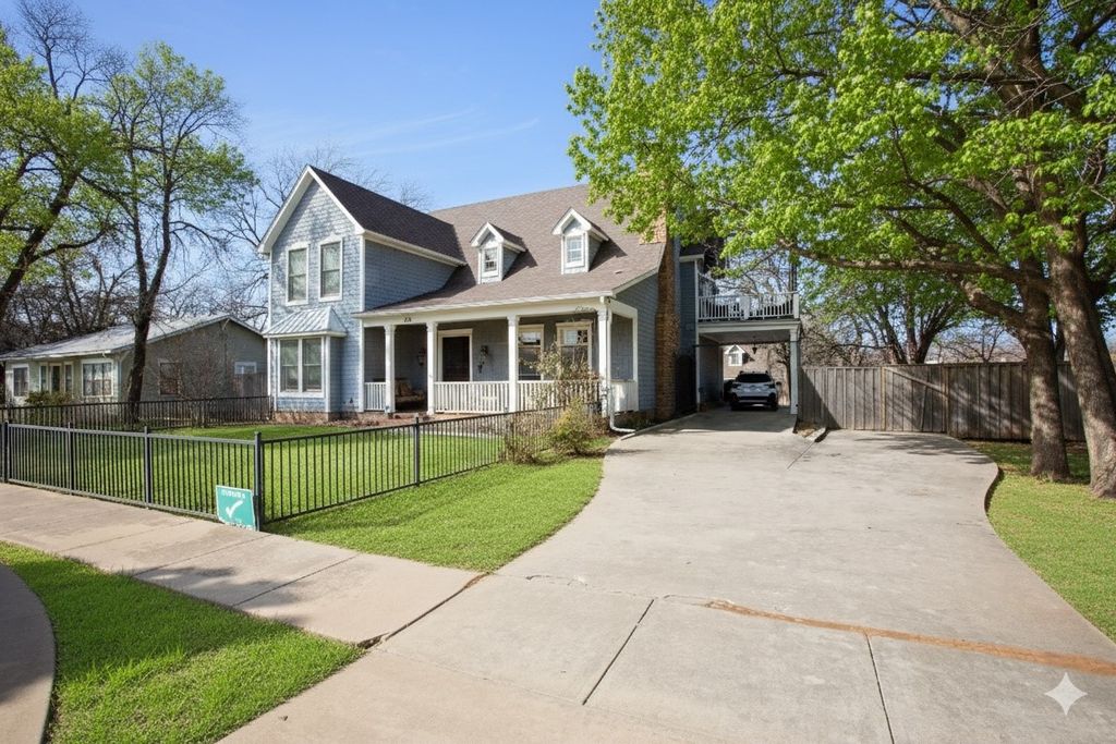 816 Plum Street, Graham, TX 76450