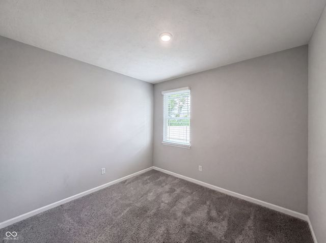 1671 Fairmount Drive, Greenfield, IN 46140