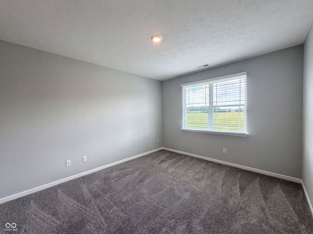 1671 Fairmount Drive, Greenfield, IN 46140