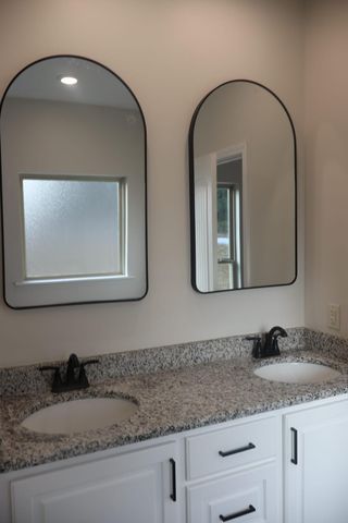 28 Acie Ln., Sumrall, MS 39482