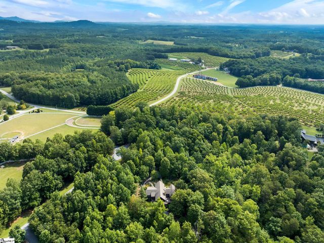 4 Landy Lane, Landrum, SC 29356