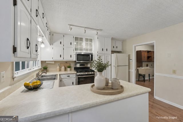 155 Forest Hall Lane, Fayetteville, GA 30214